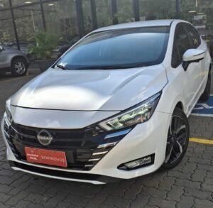 VERSA Exclusive 1.6 16V Flex Aut.